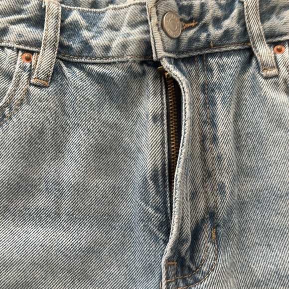 PacSun Women's Light Blue Mid Rise Vintage Inspired Denim cutoff Shorts - Picture 4 of 7